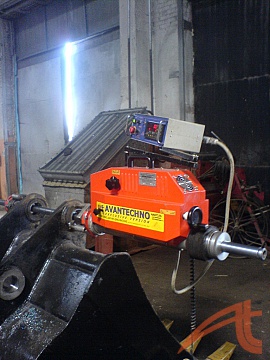 Восстановление проушин ковша Komatsu